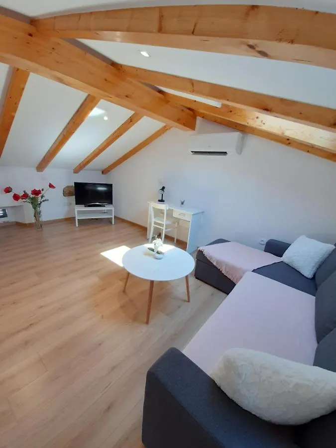 Nona Nina Holiday House Apartment Funtana 0*,  Croatia
